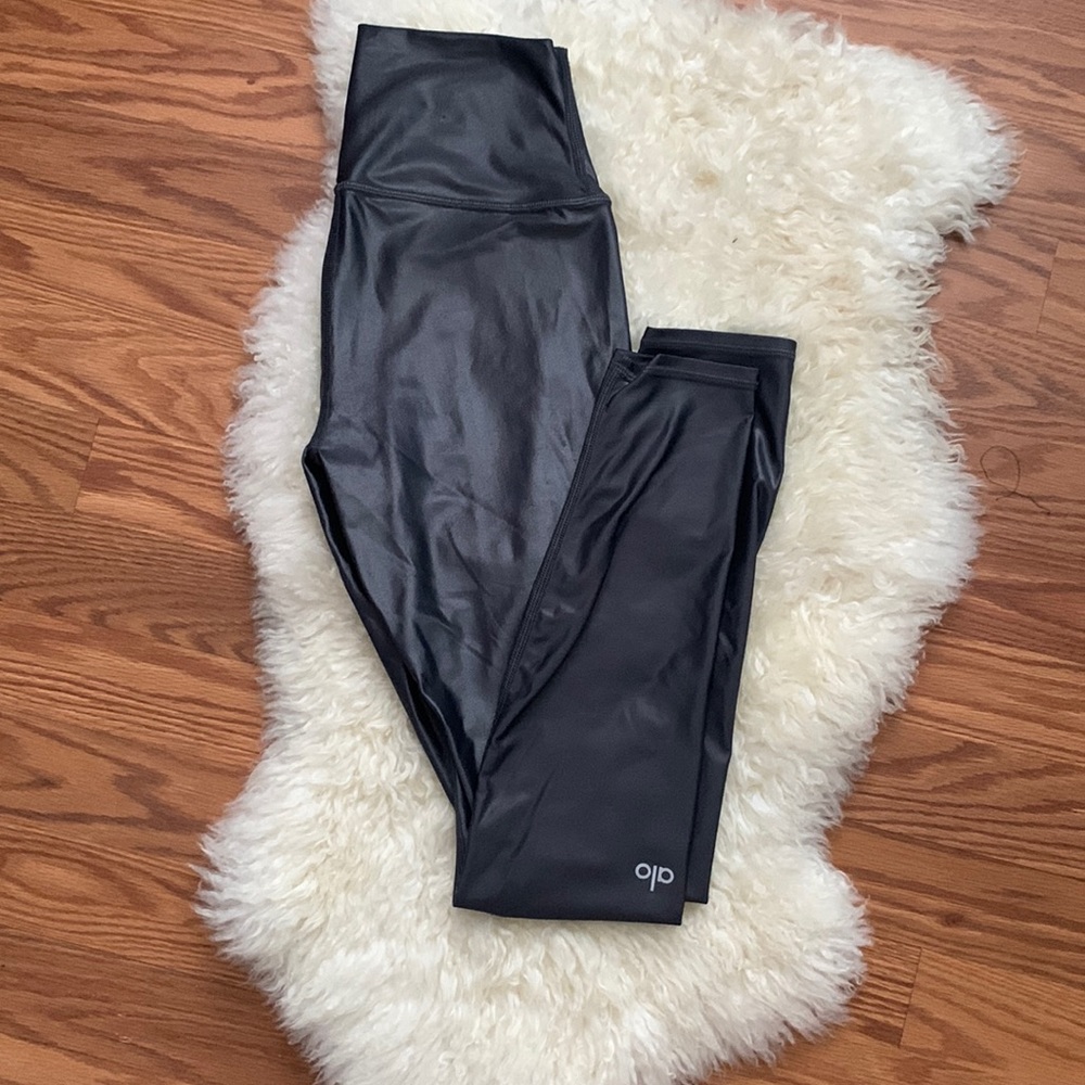 Alo Yoga Gray High Rise Airbrush Leggings Anthracite Shine Grey Color